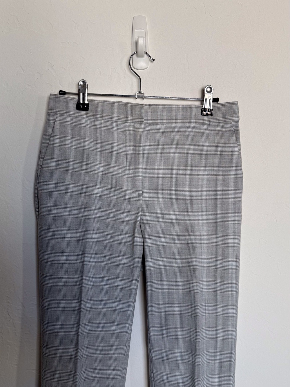 Ann Taylor Gray Plaid Straight-Leg Trousers - Picture 4 of 11